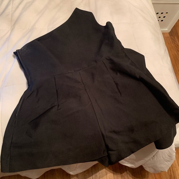 Black romper - Picture 2 of 2